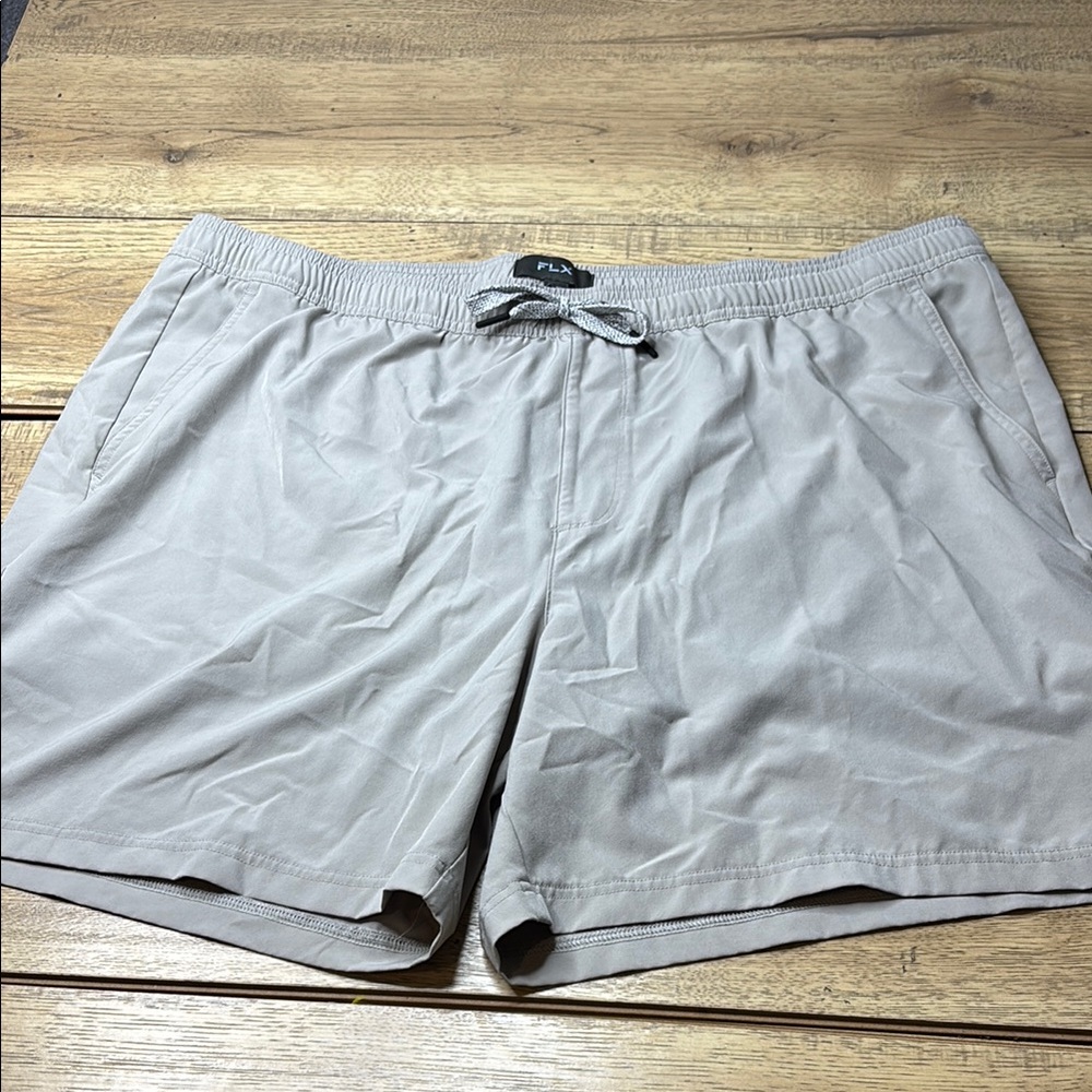 Men’s FLX Core Dynamic 7-in Stretch Lined Shorts Size XXL